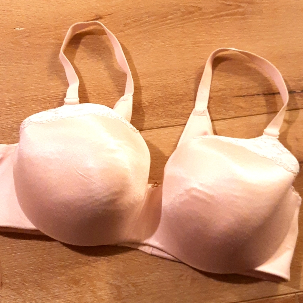 Cacique Lightly Lined Balconette Bra